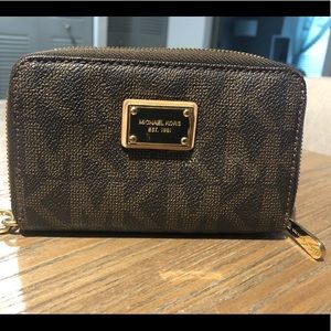 Like new Michael Kors Wristlet
